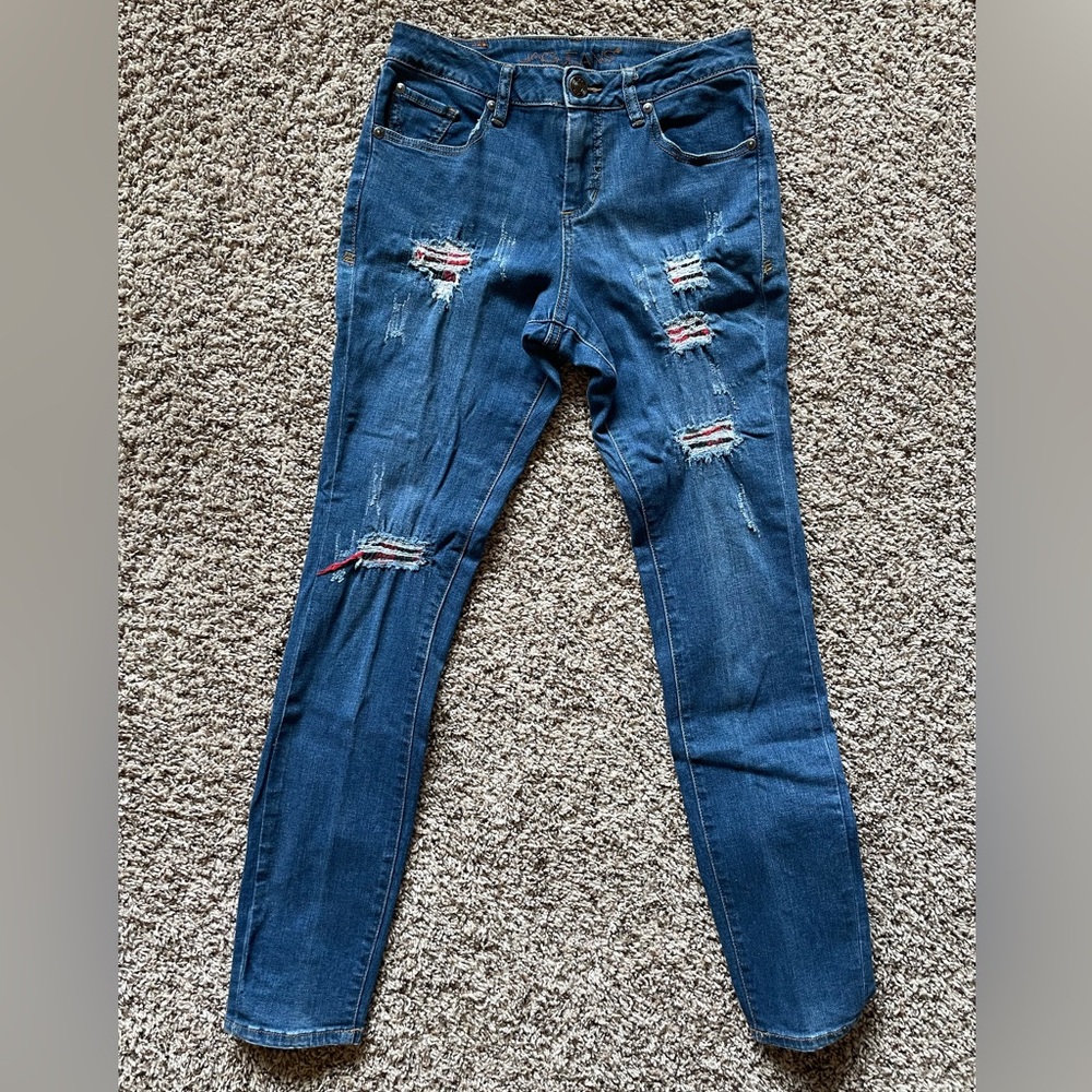 JAG Mid Rise Skinny Jeans Women’s Size 4 Distressed Style with red & black plaid